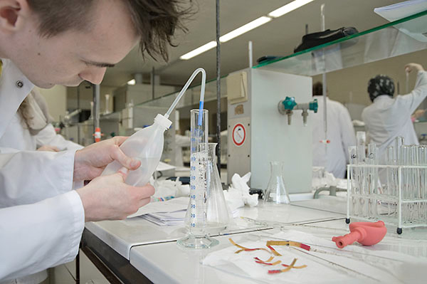 LAB-VUB_D7C8730